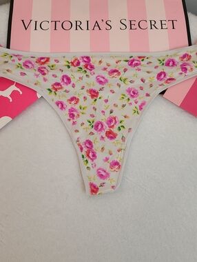 Y2K Victoria's Secret Fabulous Satin Thong Panty Size Lg Pink Roses